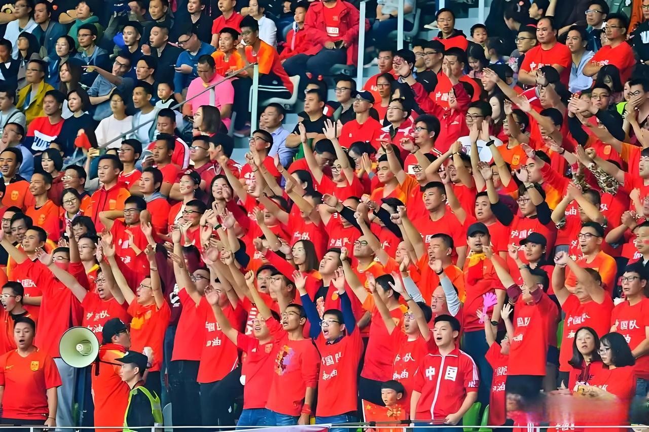 博鱼体育-包含东亚杯-中国香港男足0-2韩国遭两连败末轮对阵国足的词条