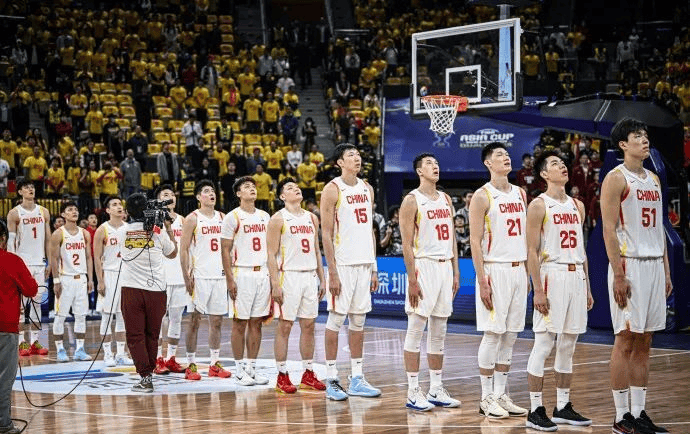 中国男篮NBA夏联集锦周琦17分9板，中国男篮胜黄蜂(周琦第二场夏联直播)